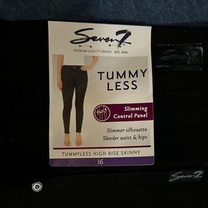 New with tags - Jeans size 16 woman’s tummy control stretch